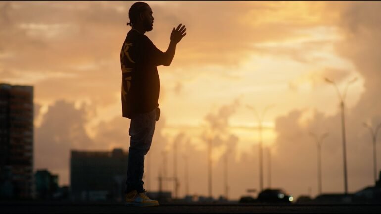 Payaso X Ley interpretando Costumbre