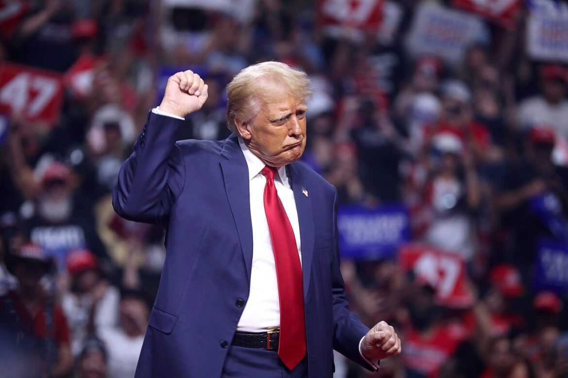 Donald Trump 53952972668 - Propuestas musicales