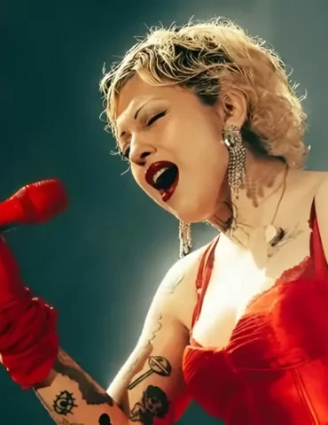 Rolling Stone destaca a Mon Laferte 1 - Propuestas musicales