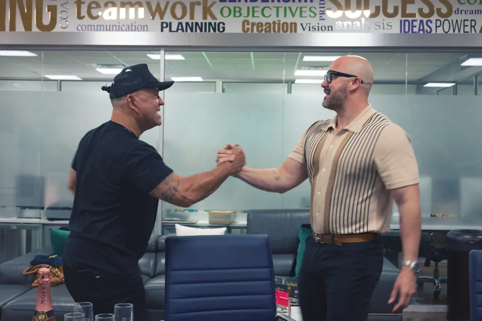 emm plus media signing cr emm press billboard pro - Propuestas musicales