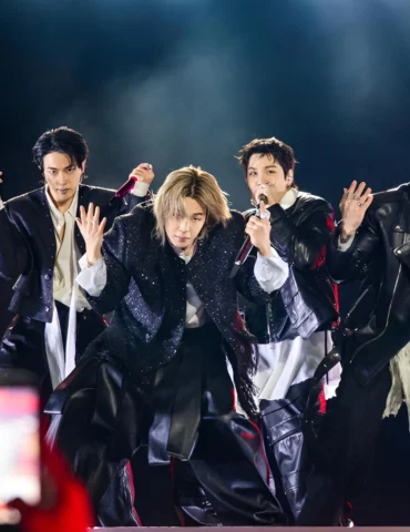 bts AMAs2026 fotor enhance 2026052616234 - Propuestas musicales