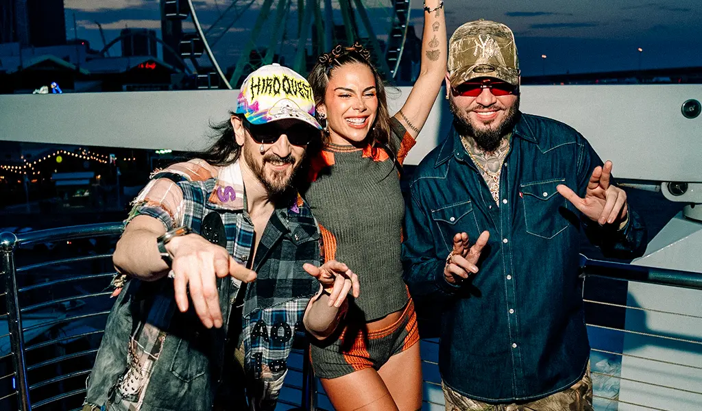 portada farruko lanza yapaque junto a greeicy y steve aoki - Propuestas musicales