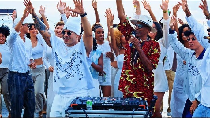 Yomil feat Ricardo Leyva y Sur Caribe Mikaela - Propuestas musicales