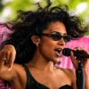 La nueva voz del soul británico: por qué Olivia Dean es una de las artistas imprescindibles de 2026.