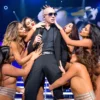 Pitbull convierte su regreso a los escenarios en un éxito multimillonario: «I’m Back Tour» recauda 25 millones de dólares en su primera etapa.